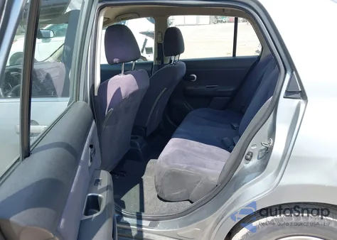 2008 Nissan Versa 1.8S z USA, uszkodzony, nr VIN 3N1BC11E28L377382